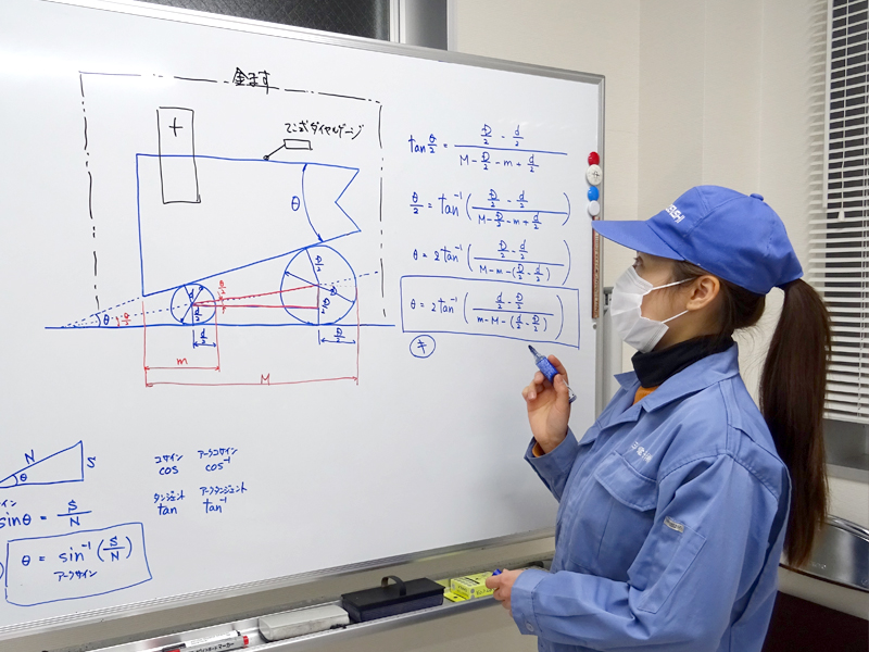 実習生、技能検定に向けて準備しています
